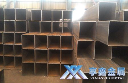 享鑫方管,方矩管-矩形管,大口徑方管發(fā)貨現(xiàn)場(chǎng)